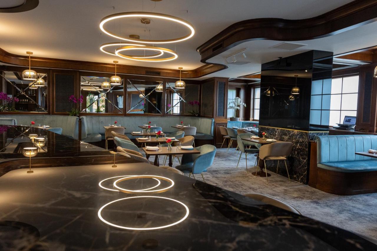 Hotel Meridian คลูจ-นาโปกา ภายนอก รูปภาพ
