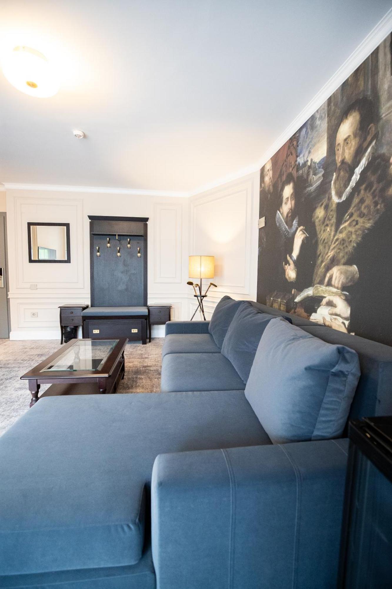 Hotel Meridian คลูจ-นาโปกา ภายนอก รูปภาพ